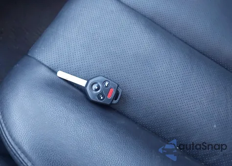 2011 Subaru Outback 2.5I Limited из США, поврежденный, VIN 4S4BRBJC2B3362265